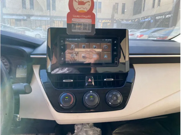 Car image 15