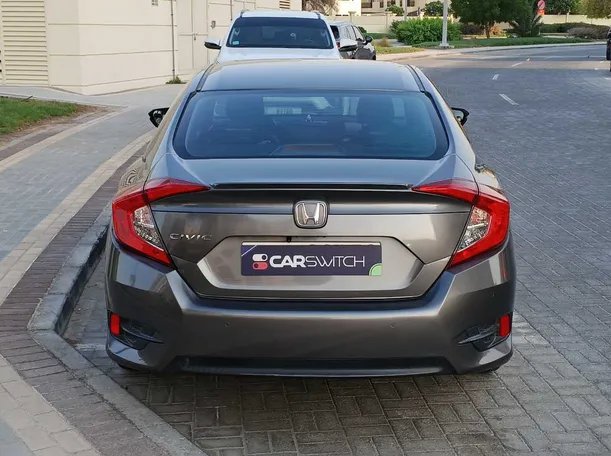 Car image 6