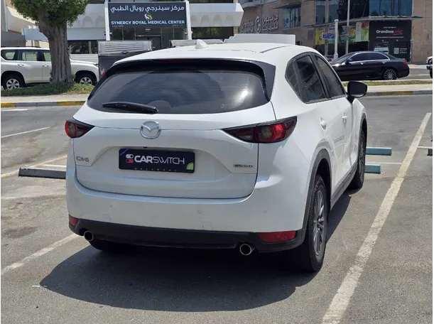 Car image 5