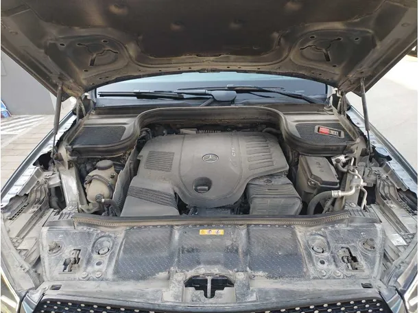 Car image 23