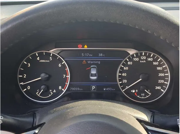 Car image 20