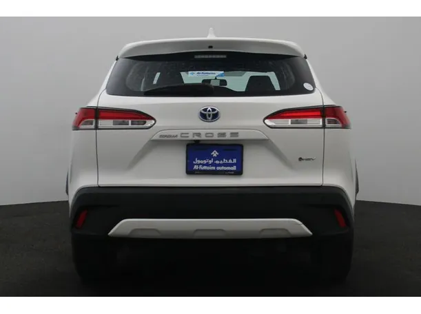 Car image 12