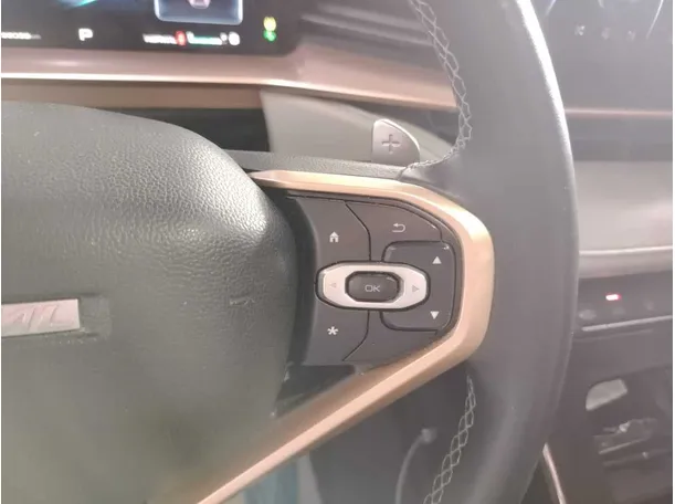 Car image 37