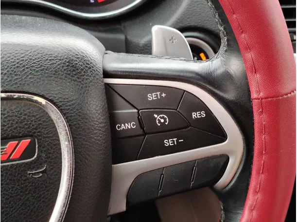 Car image 29