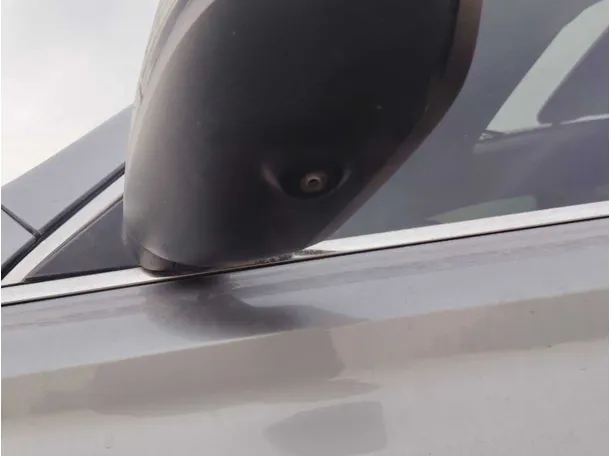 Car image 33