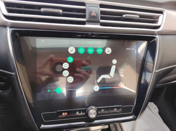 Car image 38