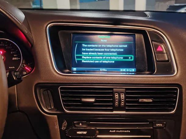 Car image 19