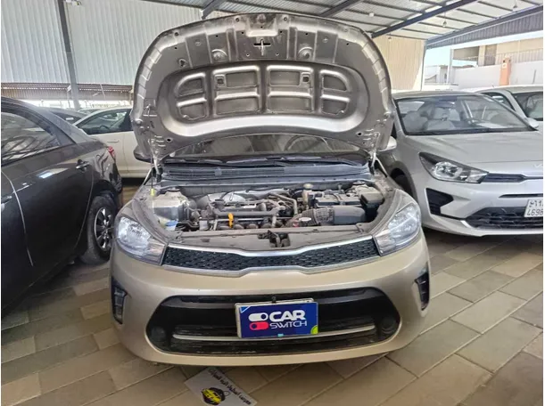 Car image 21