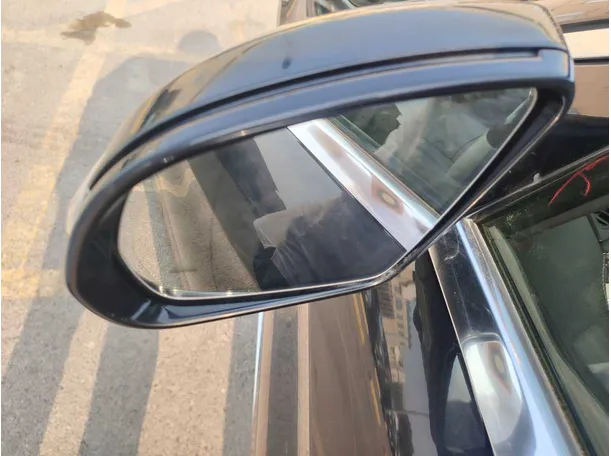 Car image 35