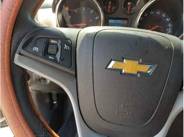 Car image 20