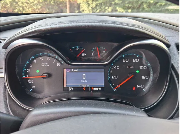 Car image 17