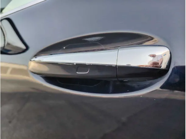 Car image 36