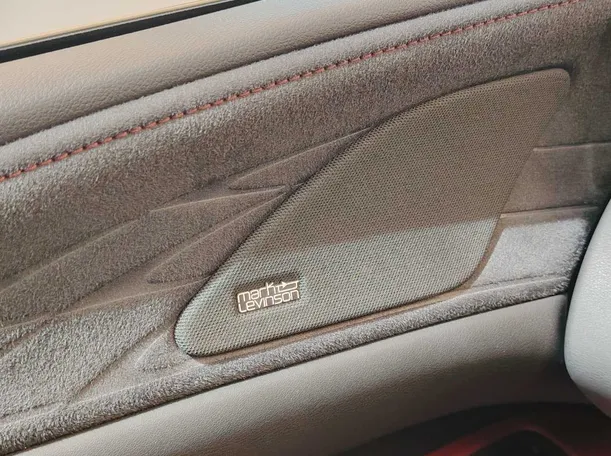 Car image 31