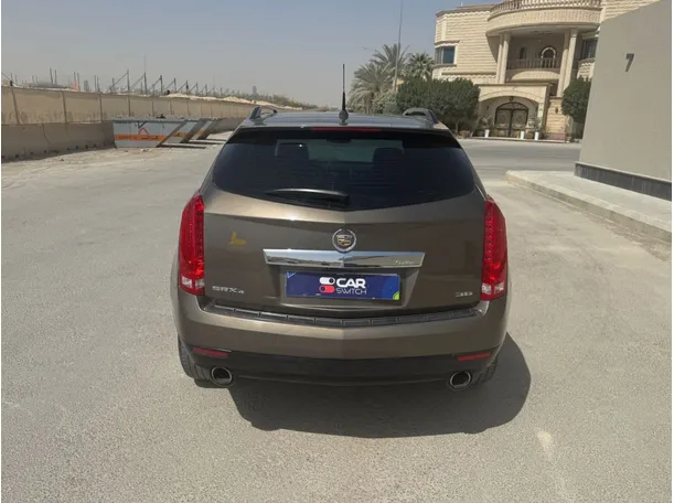 Car image 6