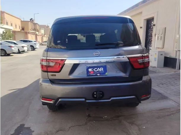 Car image 6