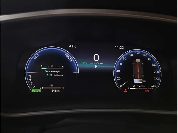 Car image 17