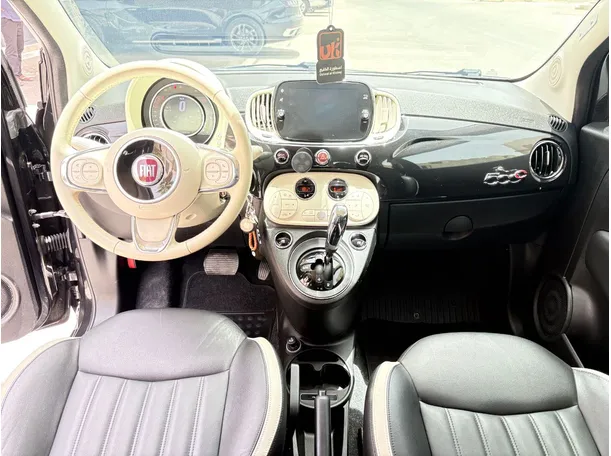 Car image 16