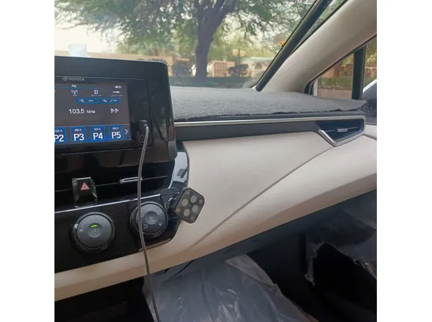 Car image 17