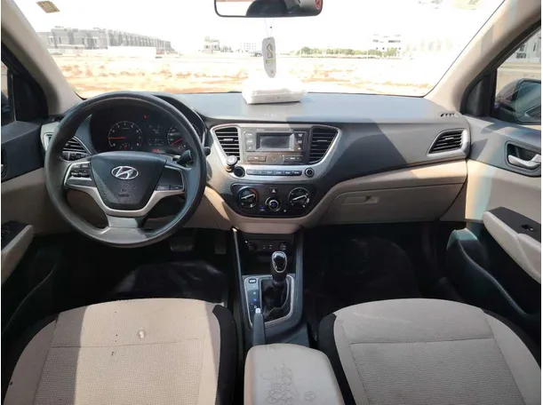 Car image 22