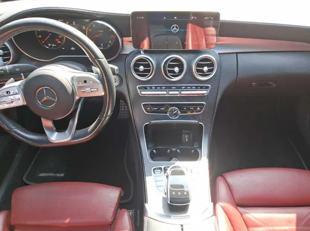 Car image 17