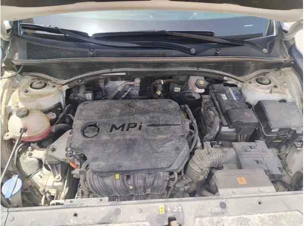 Car image 36