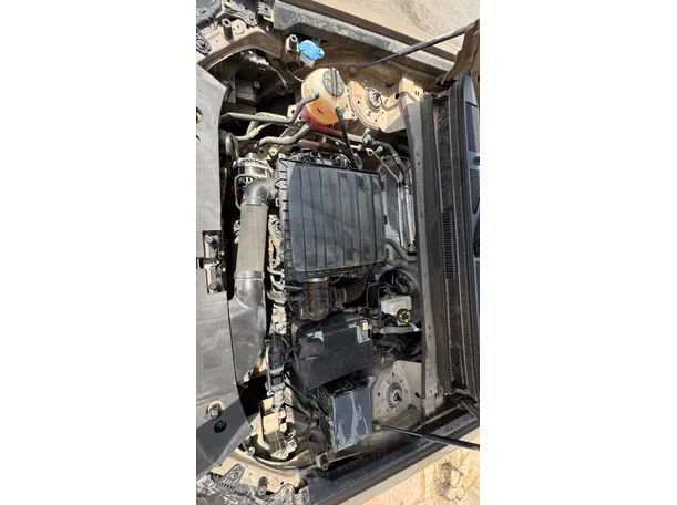 Car image 28