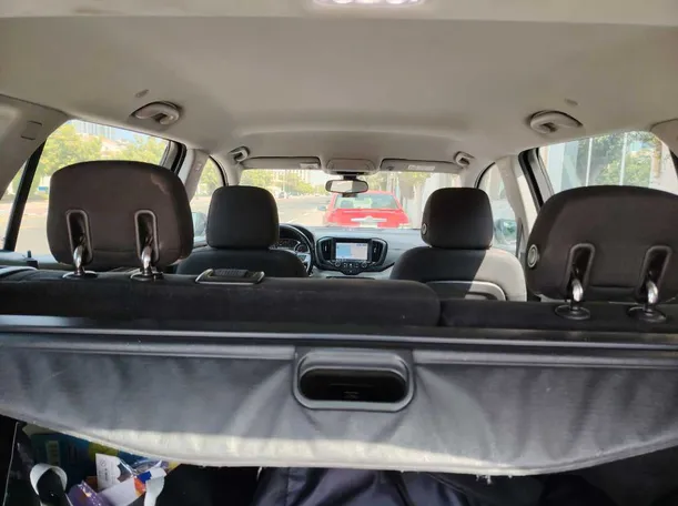 Car image 20