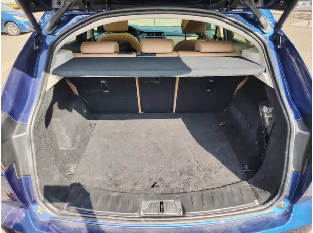 Car image 23
