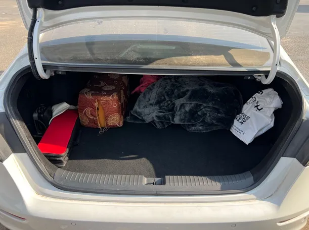 Car image 22