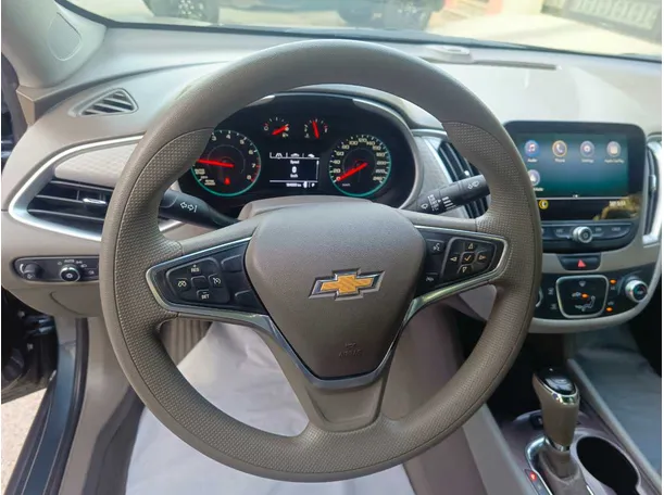 Car image 24