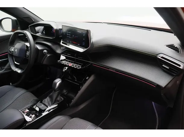 Car image 10