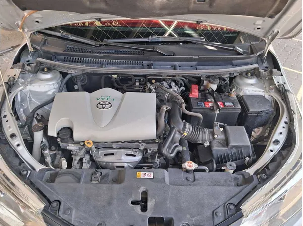 Car image 21