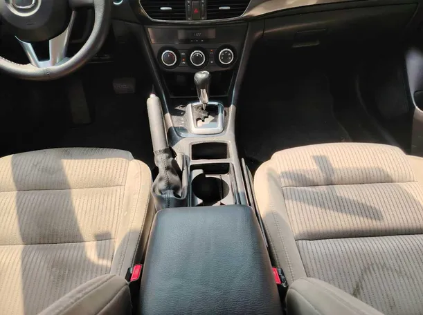 Car image 21