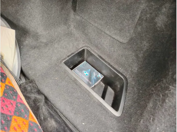 Car image 44