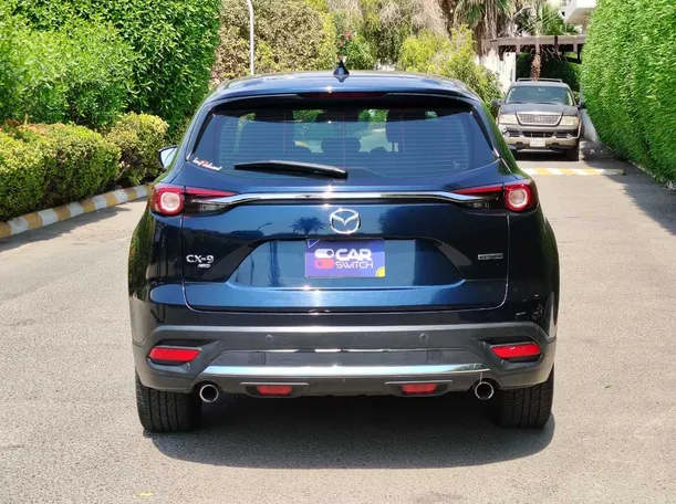 Car image 6
