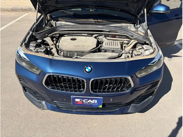 Car image 24