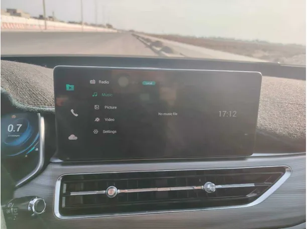 Car image 23