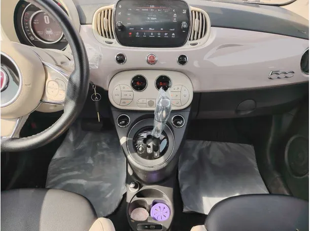 Car image 15