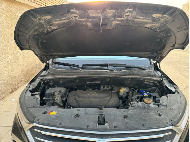 Car image 23
