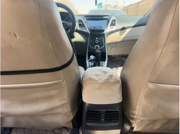 Car image 20