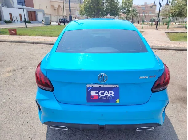 Car image 6