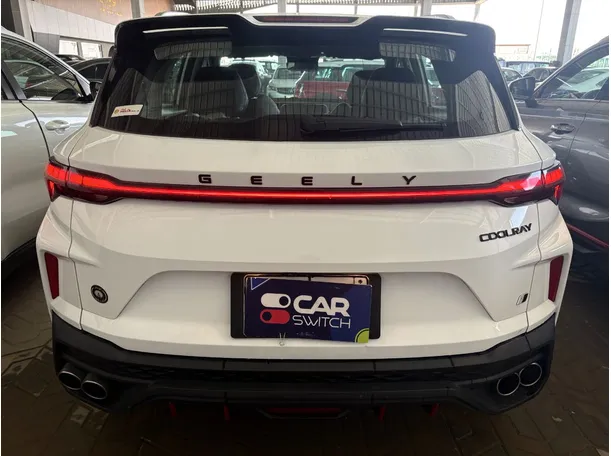 Car image 5