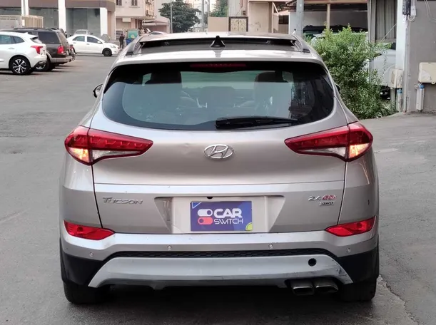 Car image 6