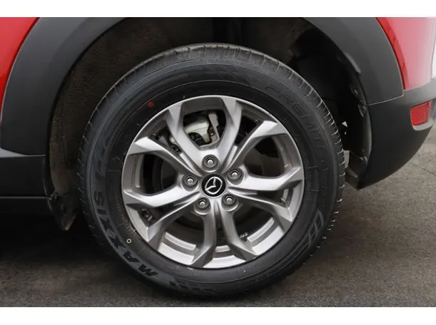 Car image 7