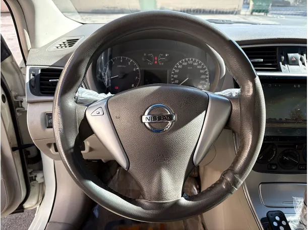 Car image 21