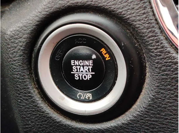 Car image 27