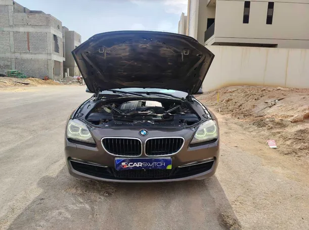 Car image 27