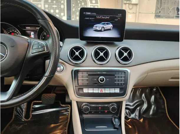 Car image 25