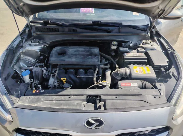 Car image 29