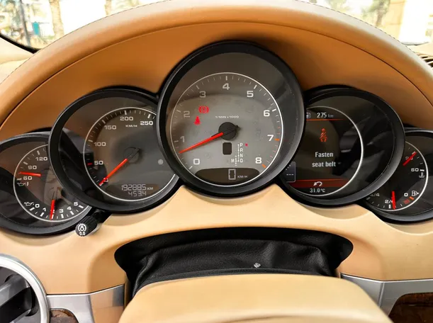 Car image 21